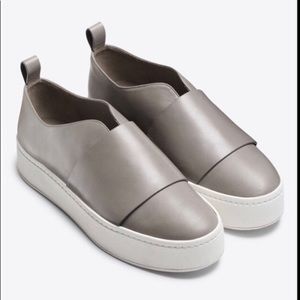 Vince Wallace Leather Sneaker